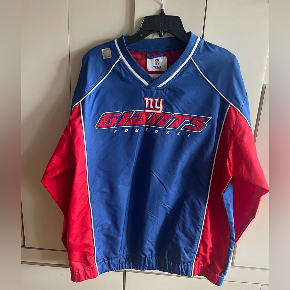 Brand new New York Giants windbreaker! Size Men’s Large